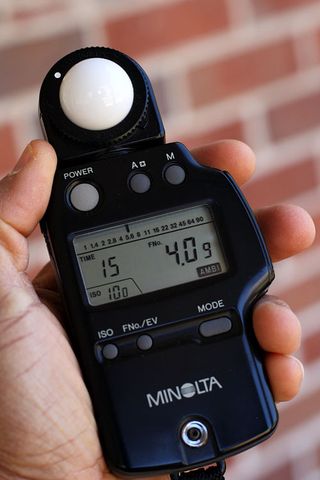 4 to Use a Light Meter - Neil Oseman